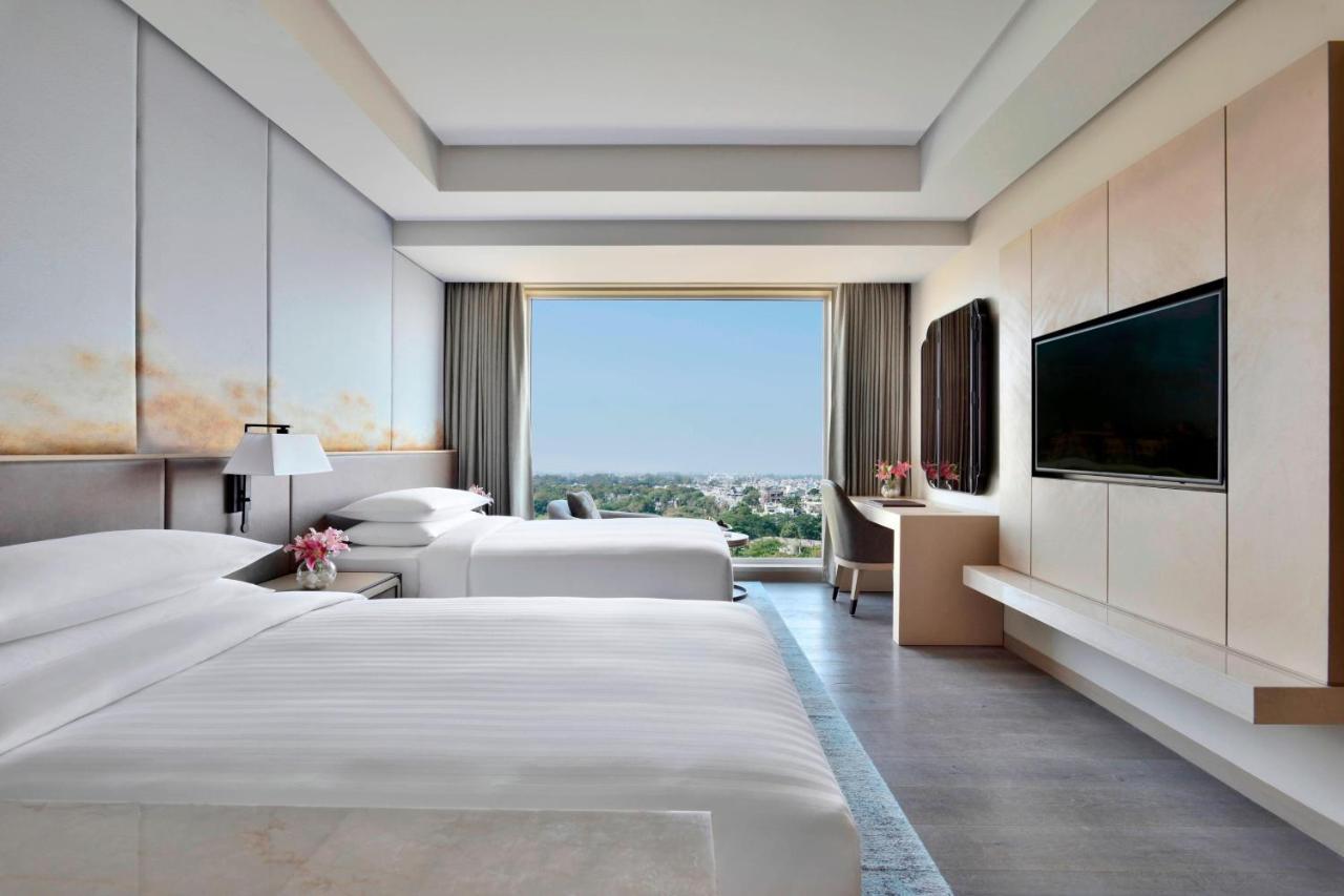 Indore Marriott Hotel Extérieur photo