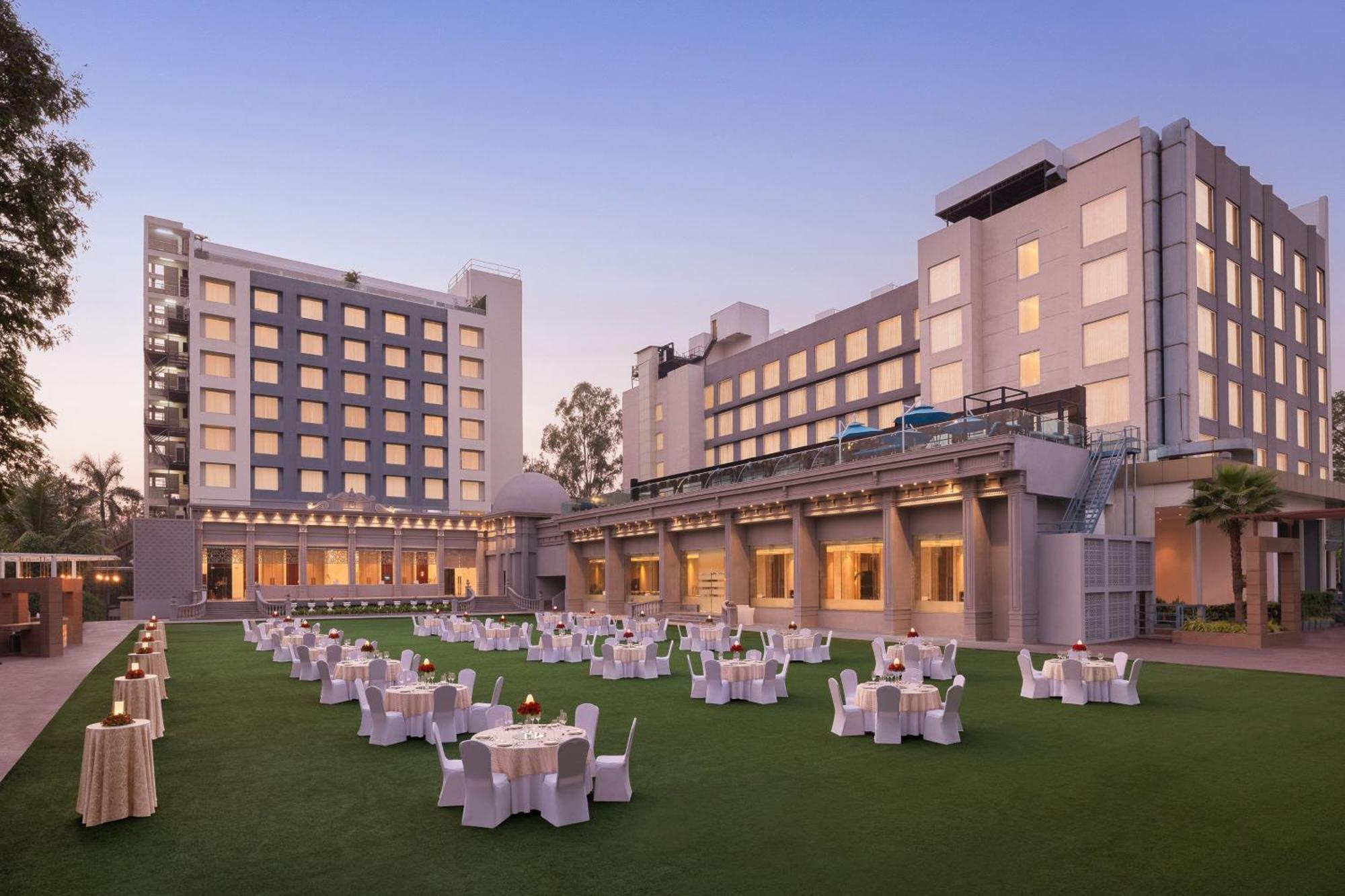 Indore Marriott Hotel Extérieur photo